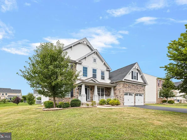 1119 Casey Dr, New Castle, DE 19720