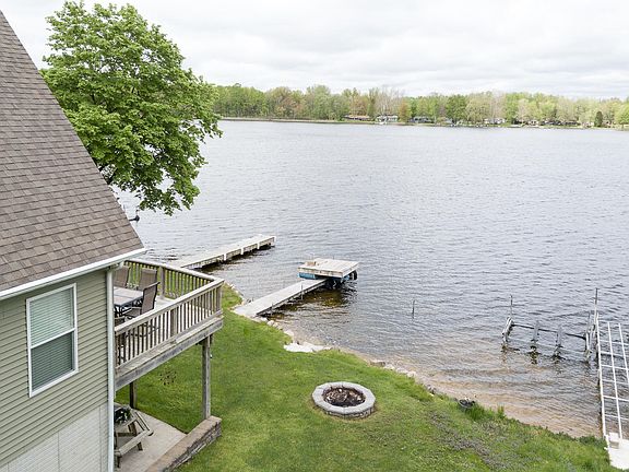 3rd image of 47192 Woodland Dr