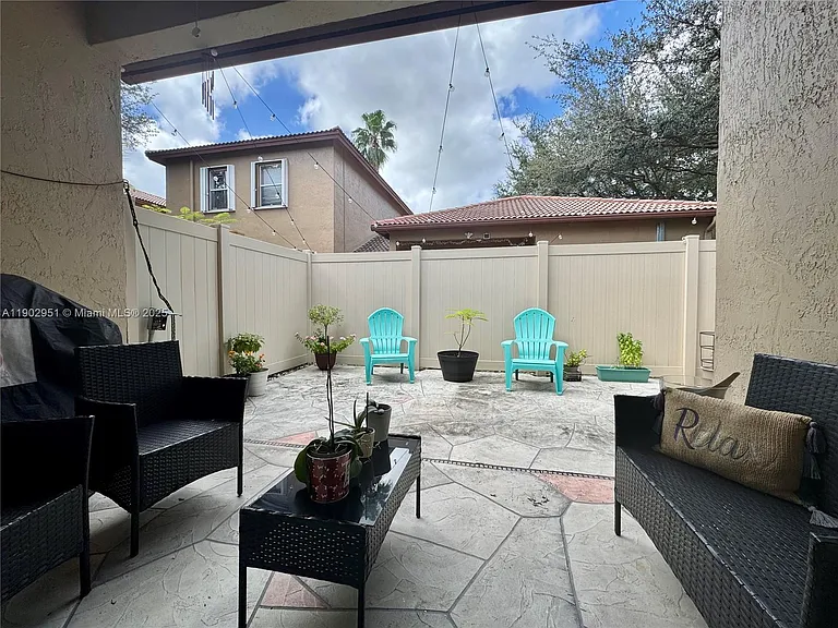 16137 Emerald Cove Rd — Photo 9