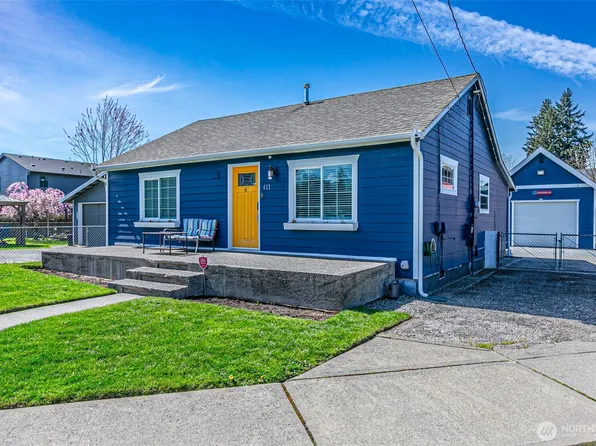 411 Corrin Avenue SE, Orting, WA 98360