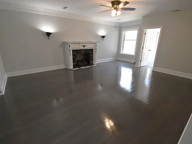 6138 N Kenmore Ave #2 — Photo 2