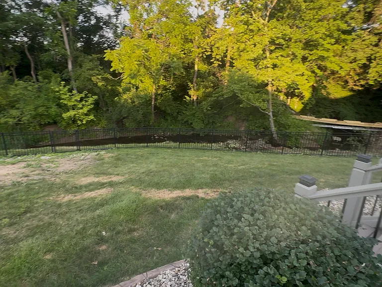 1007 New Harmony Dr — Photo 71