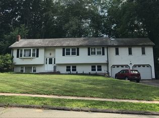 77 Woodmont Dr, East Hartford, CT 06118