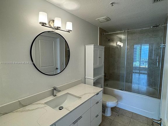 2nd image of 170 SE 14th St APT 2406