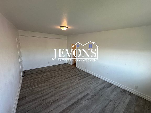 4th image of 6379 Arnold Dr NE #10