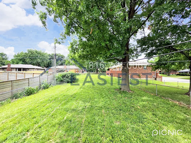 1005 NW Range St — Photo 19