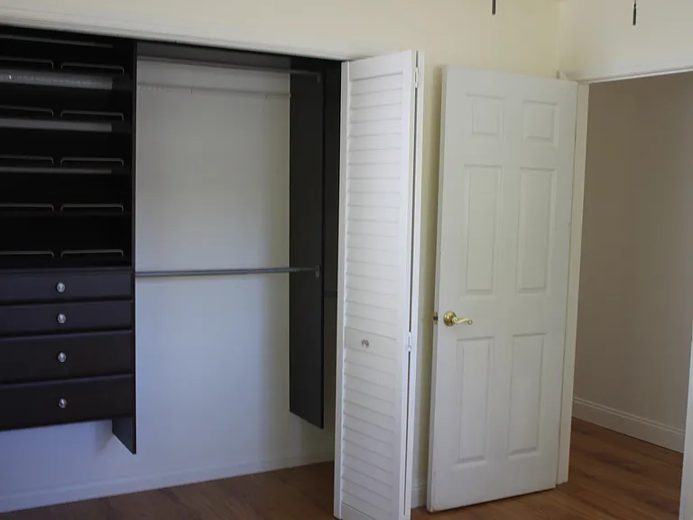 3610 Cerrito St — Photo 37