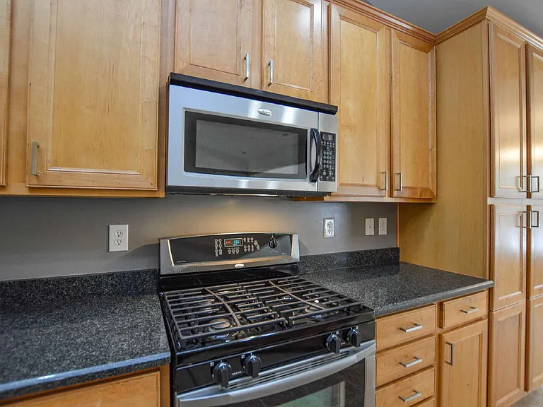 4212 Wiregrass Rd — Photo 10