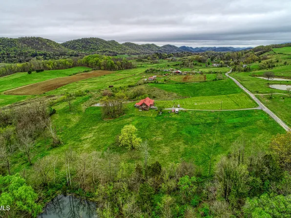 376 Webb Rd, Rogersville, TN 37857