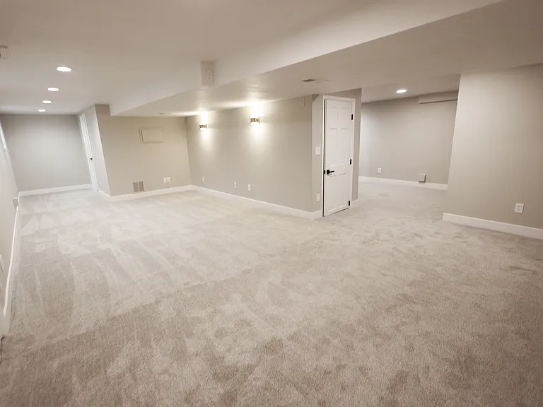 2062 Chesapeake Pl — Photo 35