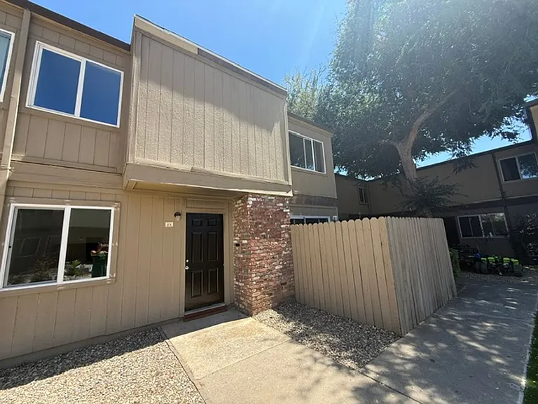 2731-2751 Don Juan Dr — Photo 43