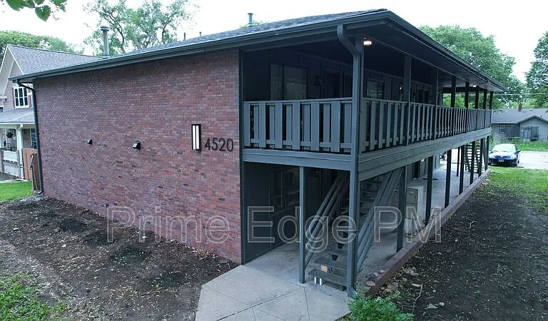 4520 Calvert St #6 — Photo 21