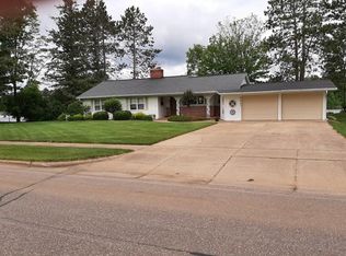 925 King Rd #E, Tomahawk, WI 54487