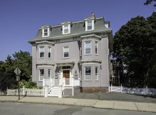 32 Central St APT 2, Beverly, MA 01915