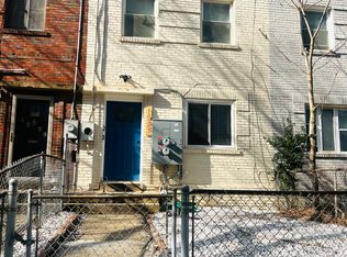 1537 1st St SW #1, Washington, DC 20024