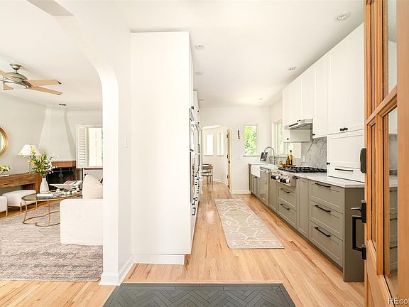 4th image of 1101 S Columbine Street