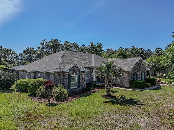 3rd image of 332 Club House Dr E