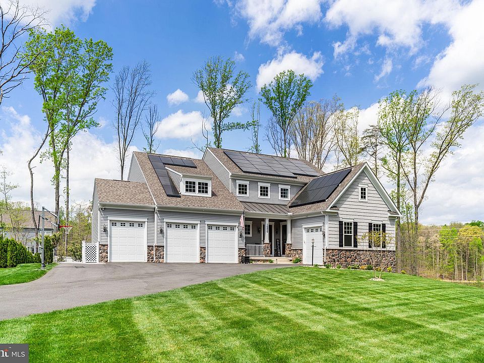 1st image of 14850 Estella Ln