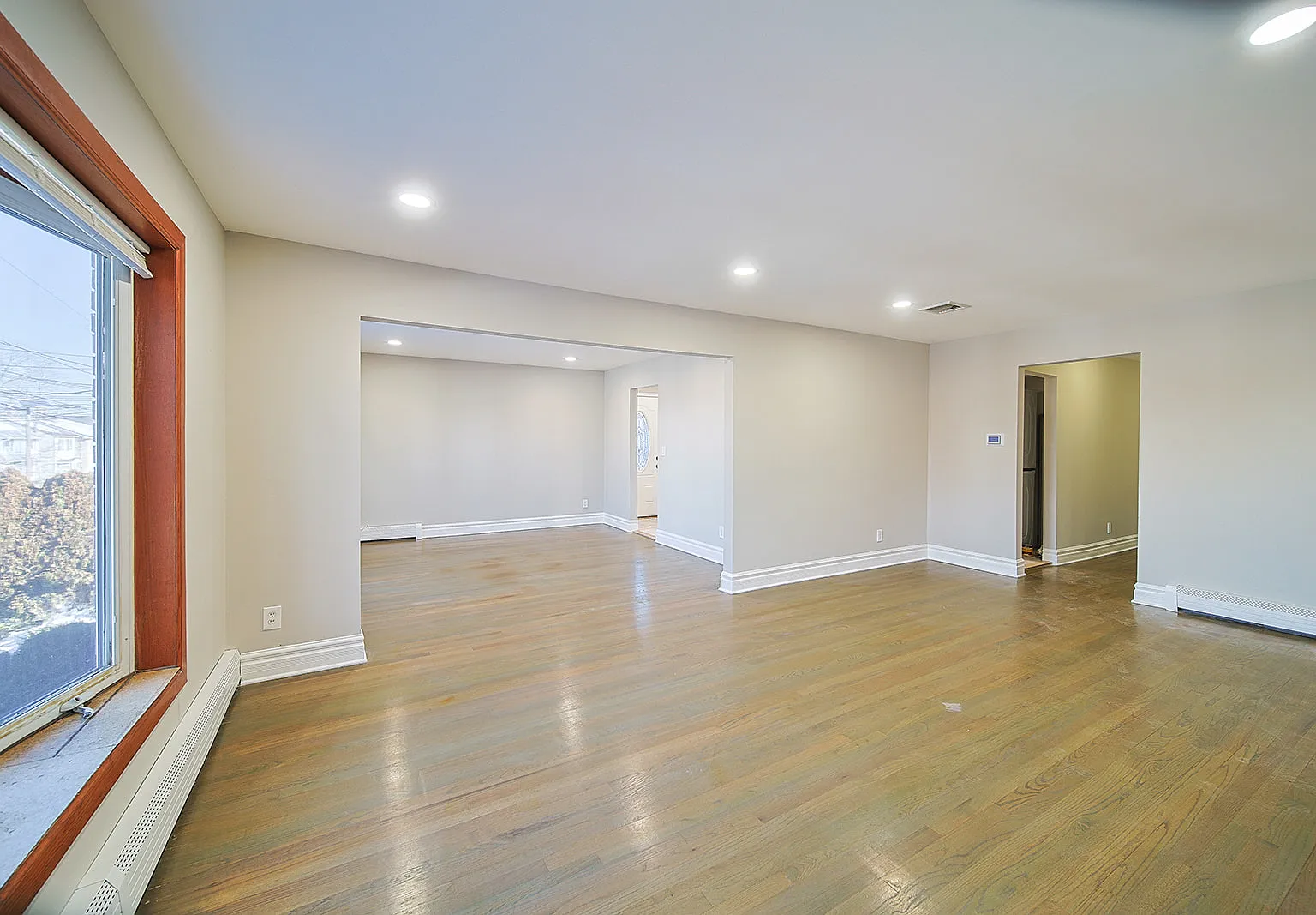 3 bed, $3,800 — Photo 4