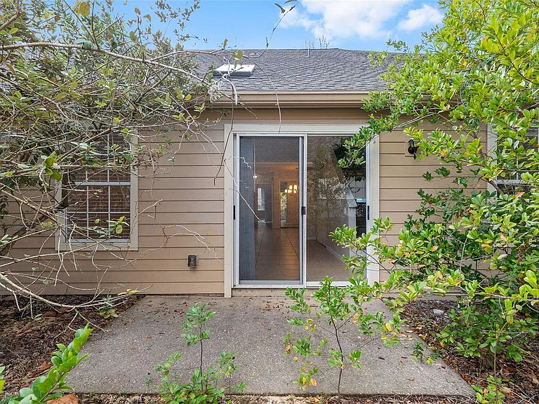 9755 SW 52nd Rd — Photo 39
