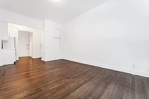 222 E 56th St #4C Photo 1