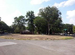 817 Northwood Rd, Fort Worth, TX 76107