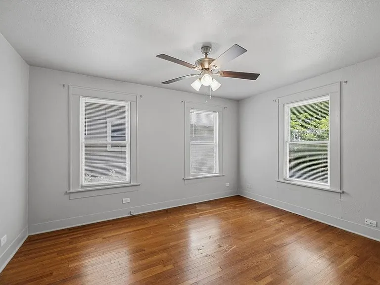 4617 Lafayette Ave — Photo 19