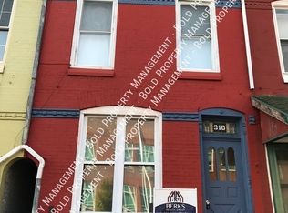 310 S 10th St #2F, Reading, PA 19602