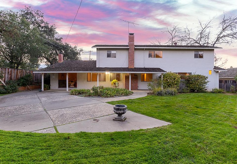 1st image of 13494 Alder Ct