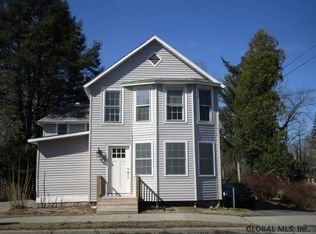 91 Cherry Ave, Delmar, NY 12054