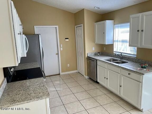 2nd image of 3222 Lake Effie Ct S