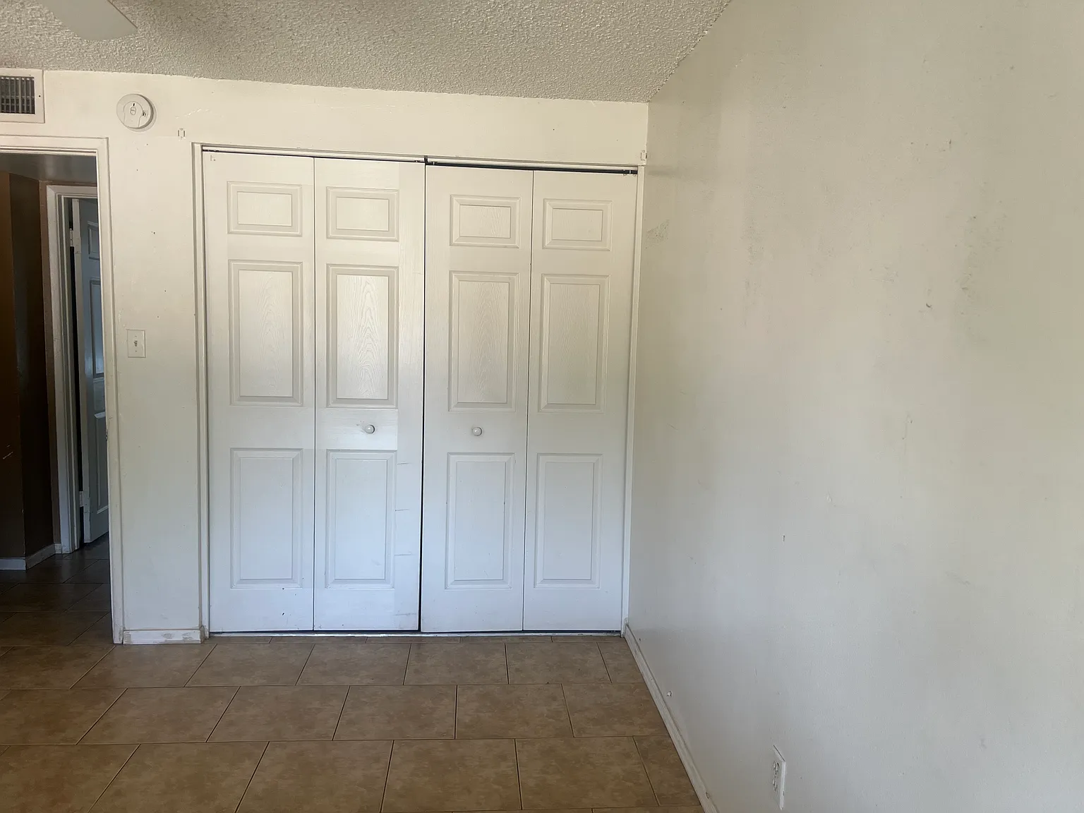 W Hubbell St, Phoenix — Photo 2