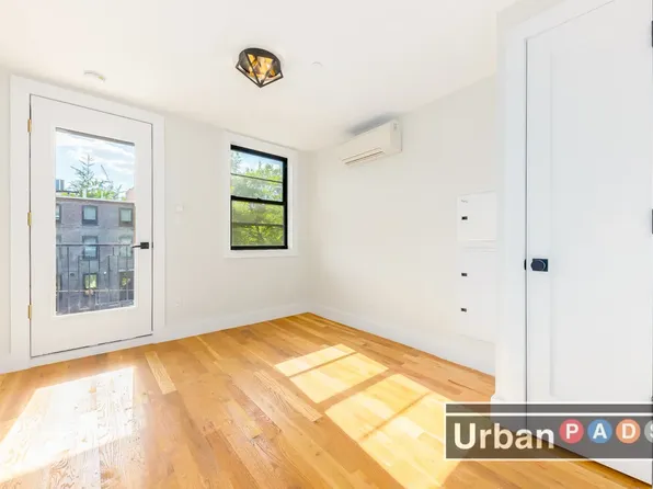 184 Adelphi Street image 17 of 26