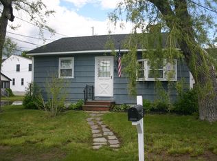 9 Greene St, Hampton, NH 03842