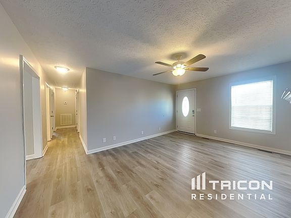 3rd image of 2700 Cider Dr