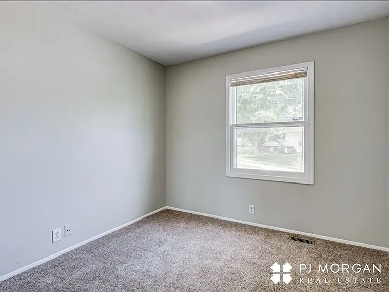 8903 Florence Dr — Photo 10