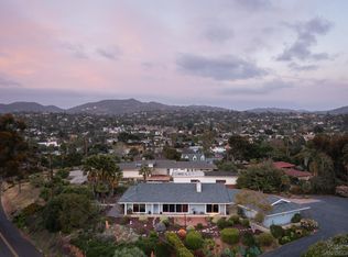 430 Ocean View Dr, Vista, CA 92084