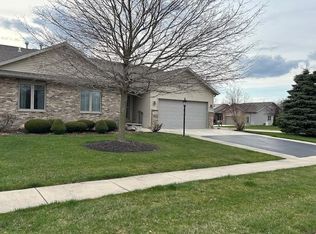 209 Pebbles Ave, Belvidere, IL 61008