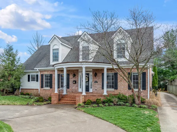 528 Chinoe Rd, Lexington, KY 40502