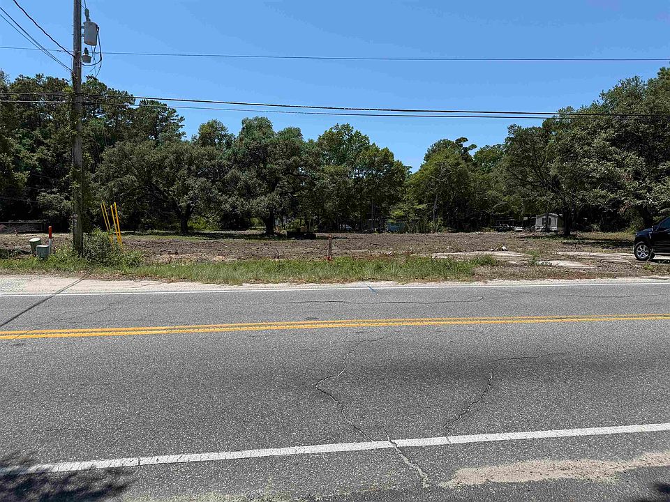 1st image of 111 Waverly Rd.