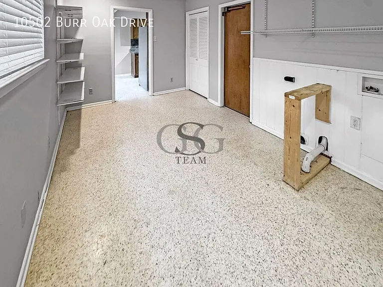10502 Burr Oak Dr — Photo 8
