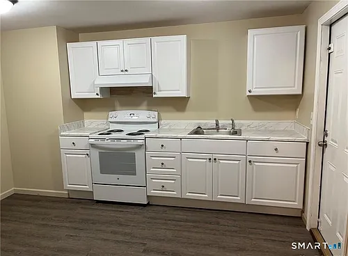 20 Railroad Ave #3 Photo 1