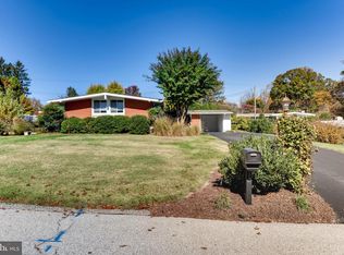 3410 Manor Hill Rd, Pikesville, MD 21208