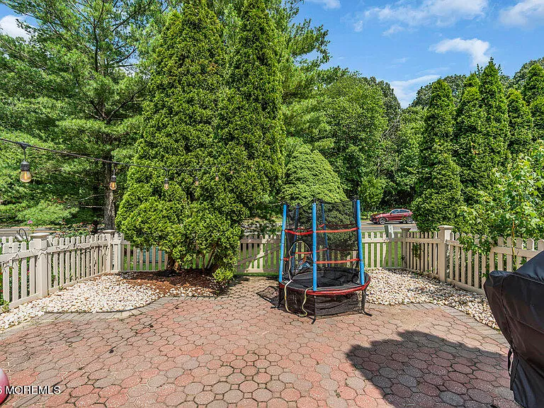 38 Devon Ct — Photo 20