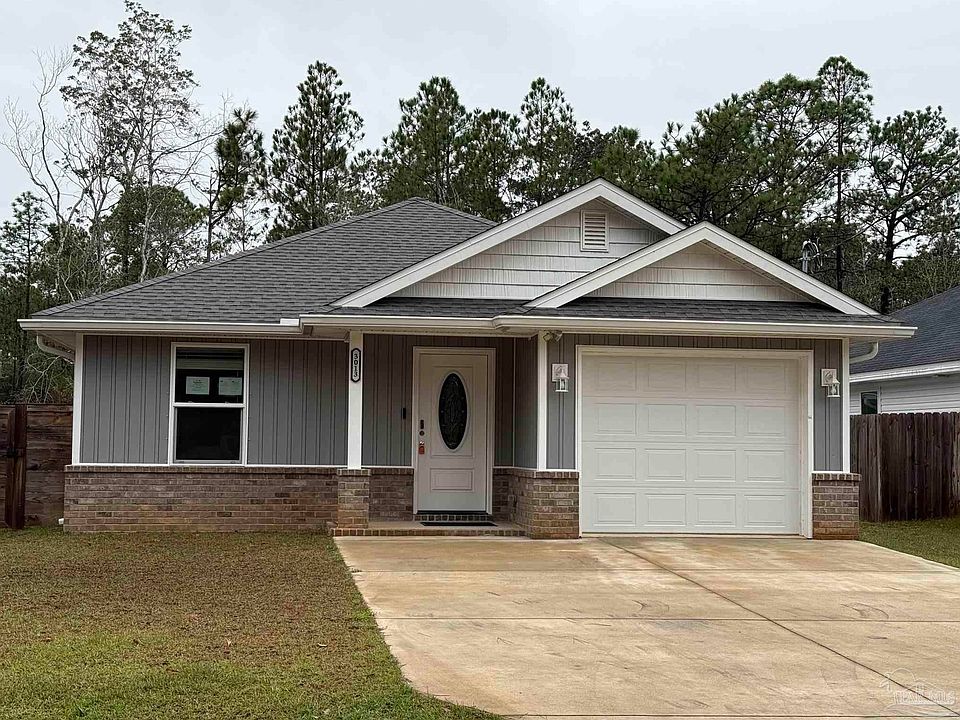 1st image of 3013 N 36th Ave