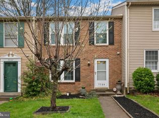 7725 Eagles Head Ct, Derwood, MD 20855