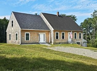 11 Koasi Trl, Edgecomb, ME 04556