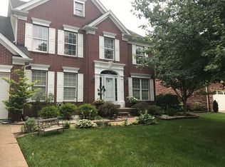 9816 White Blossom Blvd, Louisville, KY 40241