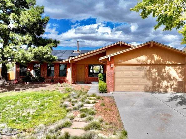 10813 Hagen Rd NE, Albuquerque, NM 87111