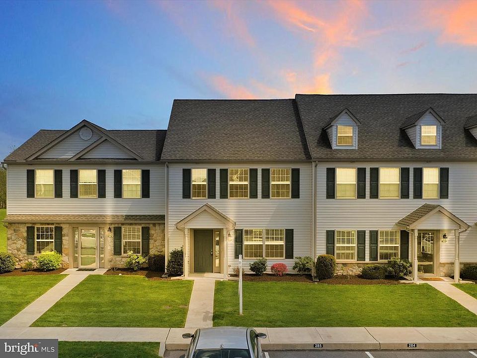 1st image of 284 Melbourne Ln